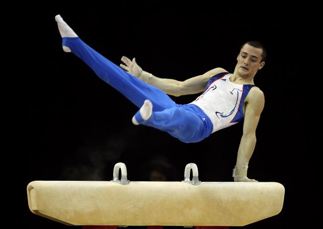 Гимнаст 5 букв. Арутюн Галстян гимнаст. Гимнасты мужчины. Спортивная гимнастика конь.