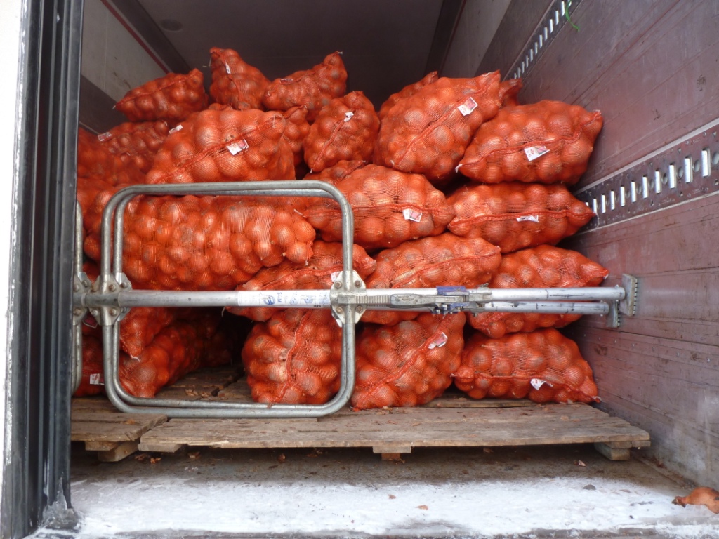 овощи и фрукты удмуртии картинки. овощная компания аэсо фото. везет картошку. 5 тонн овощей. 5 тонн овощей.